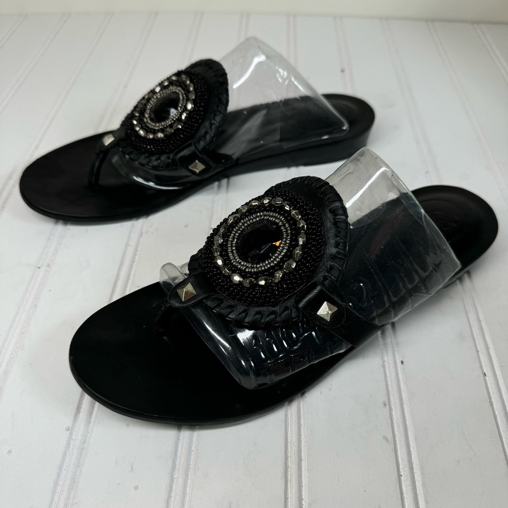 Jack Rogers Gisele black leather thong sandals